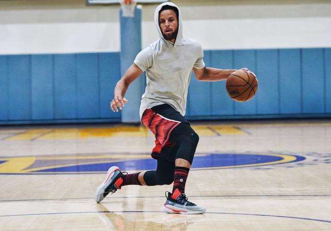 攻防两端贡 攻防两端贡