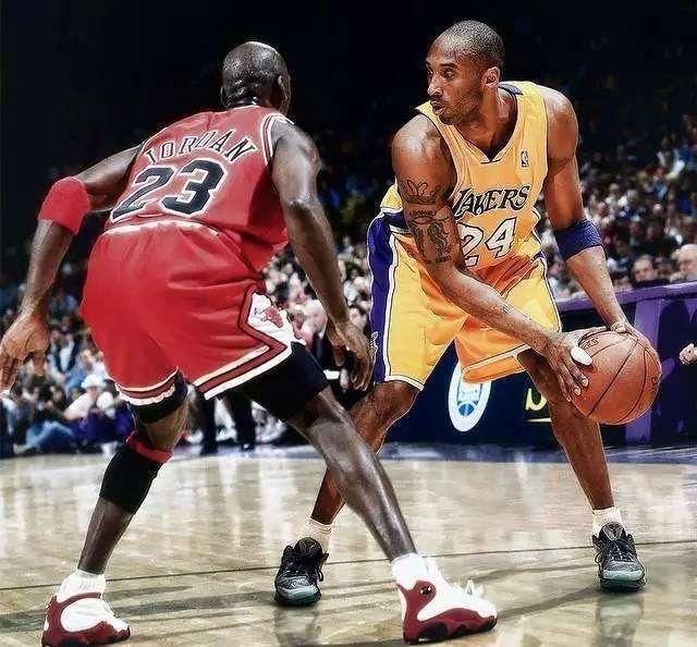 完成双脚踩